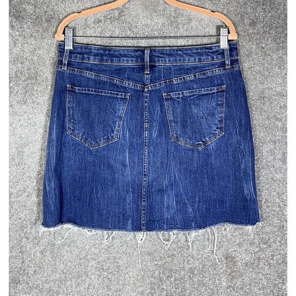 Old Navy Jean Skirt Womens Size 8 Stretch Blue Denim Raw Hem Pockets - Picture 2 of 7